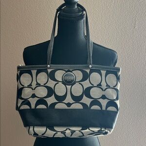 Coach Black and Gray Patterned Tote